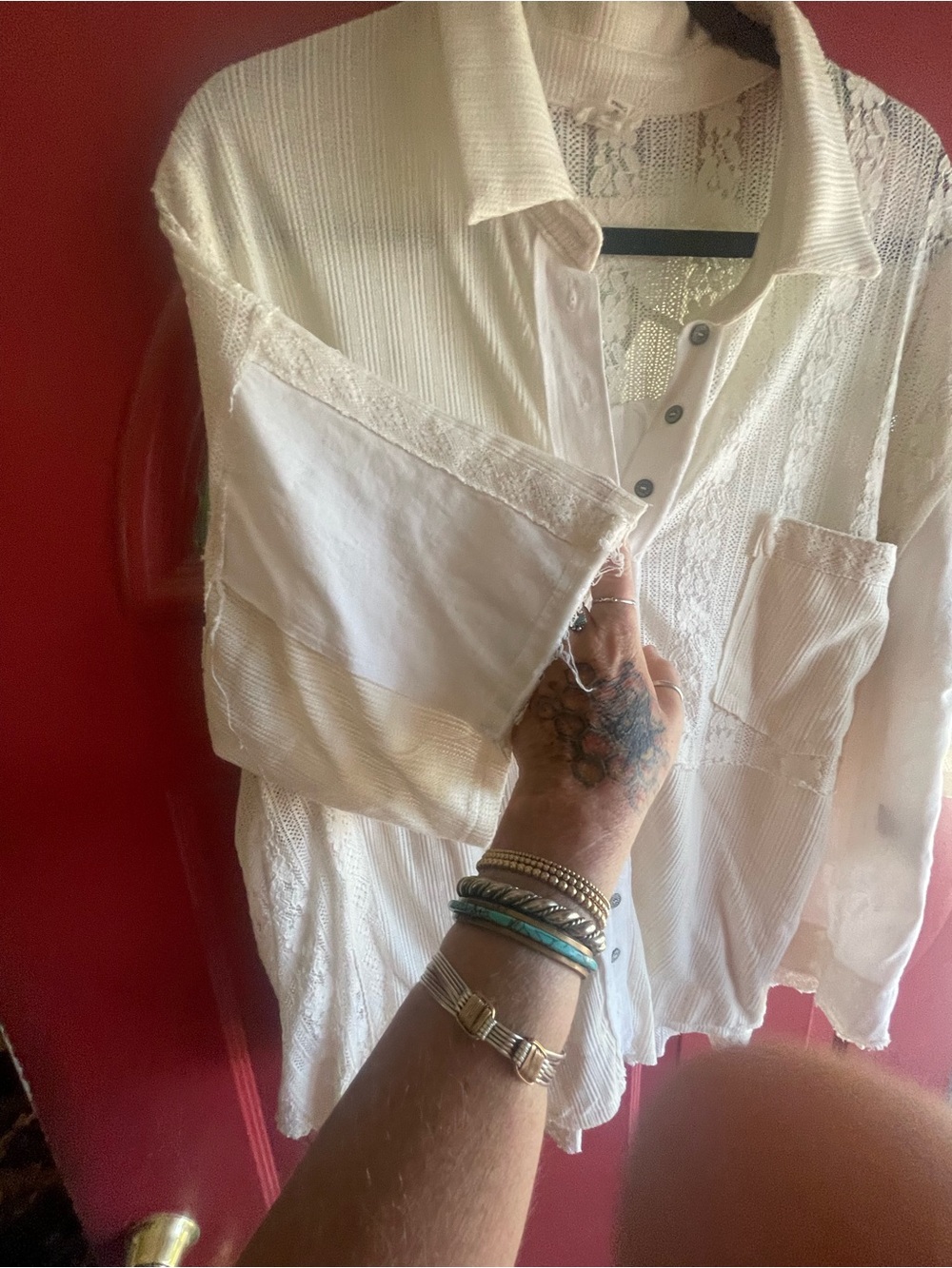 POL Cream Short-Sleeve Button-Down Shirt with Patch Pockets - Picture 2 of 9